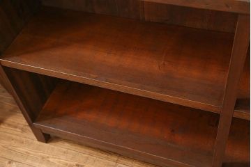 レトロ家具　昭和レトロ 古い木のシンプルな脚付き本棚(2)(飾り棚、書棚、陳列棚)