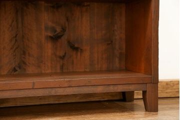 レトロ家具　昭和レトロ 古い木のシンプルな脚付き本棚(2)(飾り棚、書棚、陳列棚)