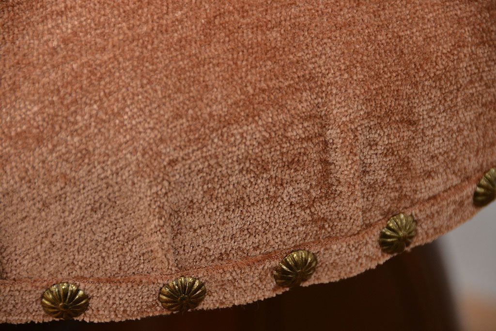 アンティーク家具　アンティーク 古い木のかわいい回転スツール(丸椅子、丸イス)