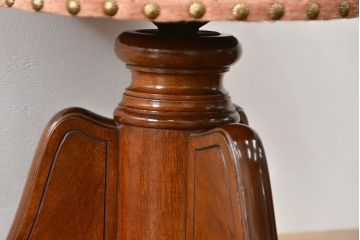 アンティーク家具　アンティーク 古い木のかわいい回転スツール(丸椅子、丸イス)