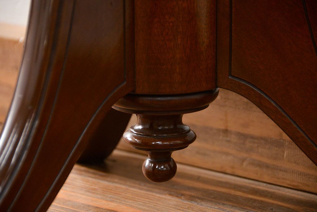 アンティーク家具　アンティーク 古い木のかわいい回転スツール(丸椅子、丸イス)