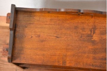 アンティーク家具　アンティーク 古い栓材の小さなかわいい本棚(飾り棚、ブックシェルフ)