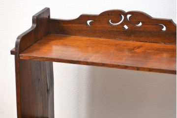 アンティーク家具　アンティーク 古い栓材の小さなかわいい本棚(飾り棚、ブックシェルフ)