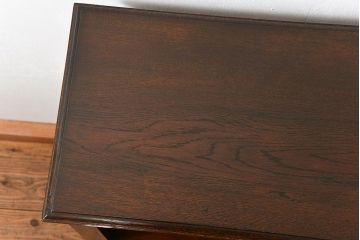 アンティーク家具　イギリスアンティーク　オーク材のシンプルで上品なサイドテーブル(花台、コンソールテーブル)