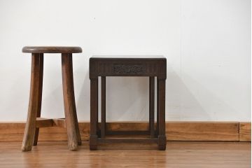 アンティーク雑貨　大正ロマン 古いナラ材の小振りで上品な花台(サイドテーブル)