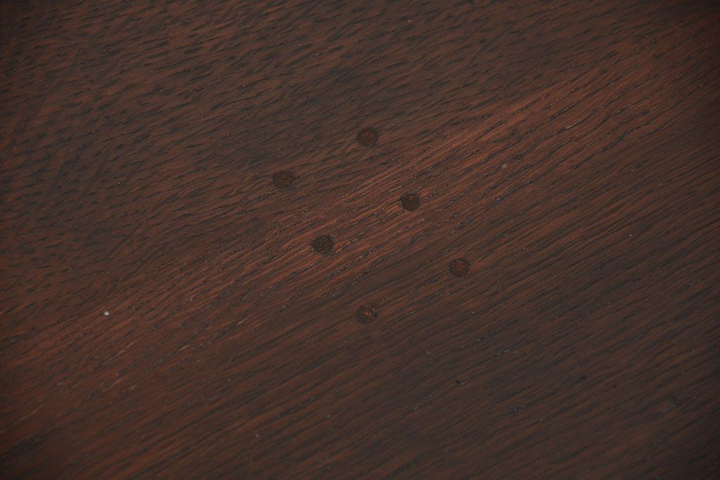 アンティーク雑貨　大正ロマン 古いナラ材の小振りで上品な花台(サイドテーブル)