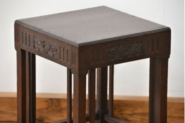 アンティーク雑貨　大正ロマン 古いナラ材の小振りで上品な花台(サイドテーブル)