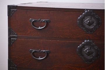 アンティーク家具　古民具・骨董 上手物!漆のキレイな前面欅材玉杢 二段重ね仙台箪笥