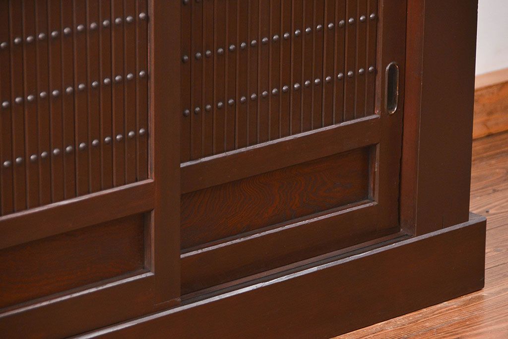 アンティーク家具　古民具・骨董 特大 九尺水屋箪笥 ローボード(テレビボード、テレビ台、キャビネット、収納棚)