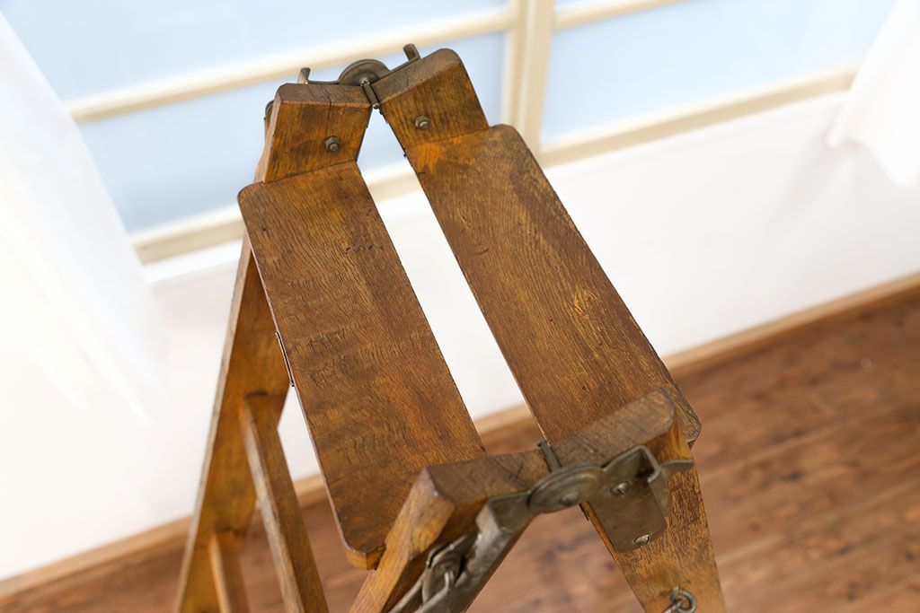 昭和レトロ 古いナラ材の大きな木製脚立(ステップ、ラダー)