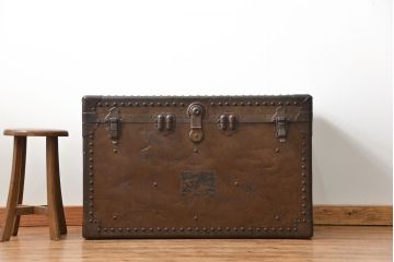 イギリスアンティーク 使い込まれた大きな船トランク