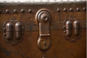 イギリスアンティーク 使い込まれた大きな船トランク