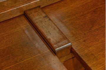 ヴィンテージ家具　1960年代 かわいいデザインのビンテージ食器棚(アンティーク、モールガラス、食器棚、収納棚)