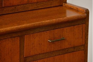 ヴィンテージ家具　1960年代 かわいいデザインのビンテージ食器棚(アンティーク、モールガラス、食器棚、収納棚)