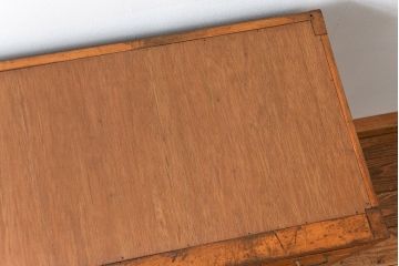 アンティーク家具　アンティーク 古いブナ材の脚付き引き出し収納棚(サイドキャビネット、チェスト、ドロワー)