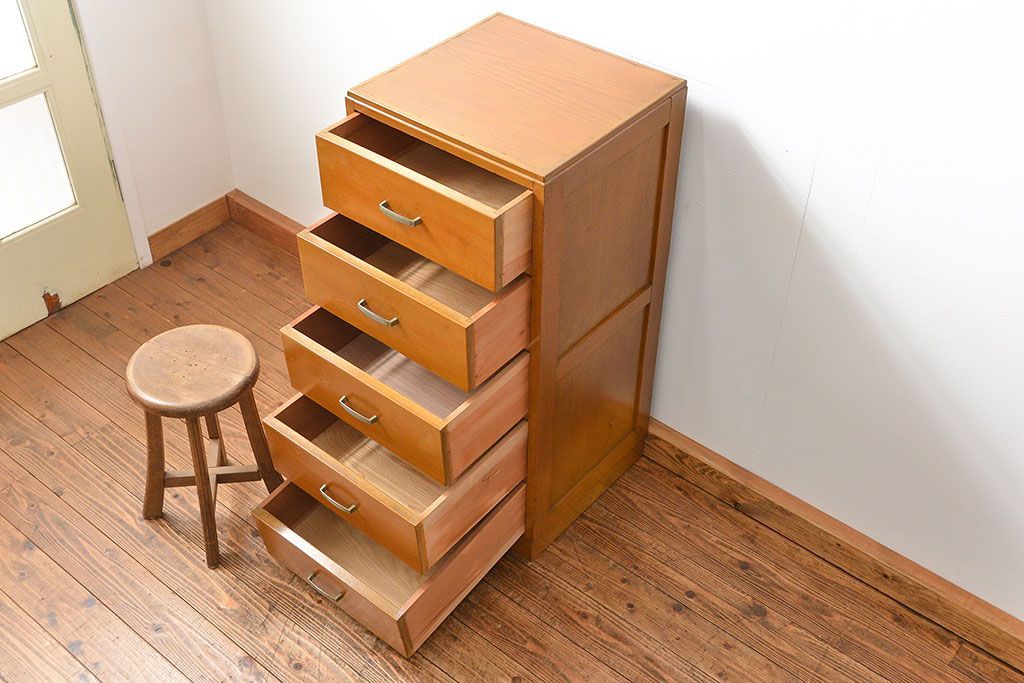 レトロ家具　昭和レトロ シンプルなデザインの縦型チェスト(引き出し、ドロワー)