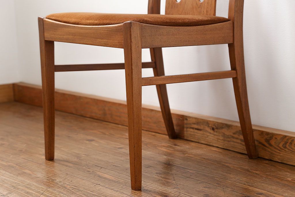 北欧ビンテージ家具　G-PLAN(ジープラン)ダイニングチェア1脚(1)(椅子、イス)