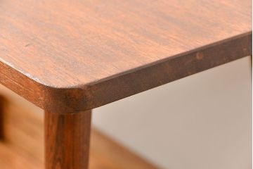 レトロ家具　ラフジュ工房オリジナル 天板一枚板!古材を使ったレトロなスクエア型センターテーブル(小)(4)