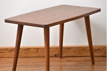 レトロ家具　昭和レトロ 天板一枚板!古材を使った緩やかな曲線センターテーブル(1)