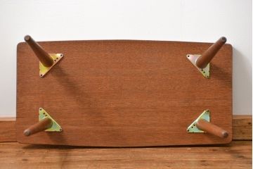 レトロ家具　昭和レトロ 天板一枚板!古材を使った緩やかな曲線センターテーブル(1)