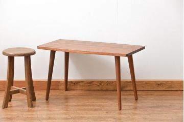 ラフジュ工房オリジナル 天板一枚板!古材を使った緩やかな曲線のセンターテーブル(小)(4)
