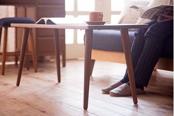 ラフジュ工房オリジナル 天板一枚板!古材を使った緩やかな曲線のセンターテーブル(大)(2)