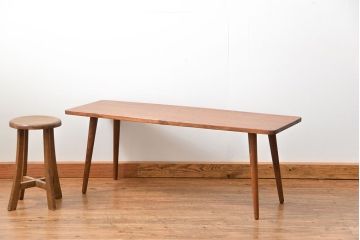 レトロ家具　昭和レトロ 天板一枚板!古材を使った緩やか曲線のセンターテーブル(2)
