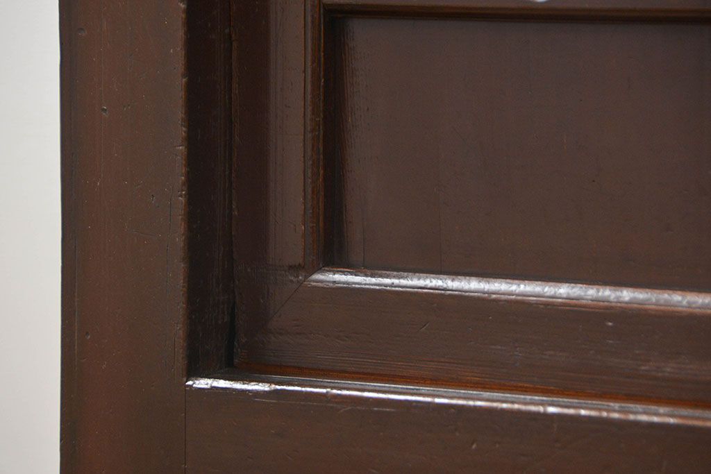 アンティーク家具　古民具・骨董 使い込まれた重厚な薄型階段箪笥(箱階段)