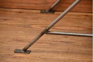 ラフジュオリジナル　アイアンの薄型飾り棚【小】(1)(陳列棚、アイアンラック)