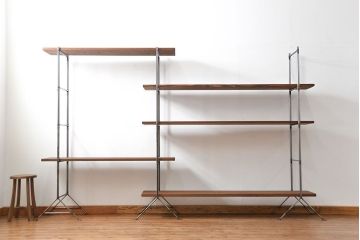 ラフジュオリジナル　アイアンの薄型飾り棚【小】(1)(陳列棚、アイアンラック)