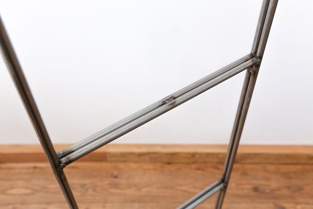 ラフジュオリジナル アイアンの薄型飾り棚【小】(3)(陳列棚、アイアンラック)