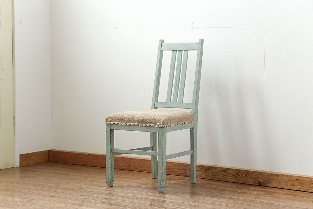 アンティーク家具　アンティークリネン座面のかわいいペイントチェア(イス、椅子)