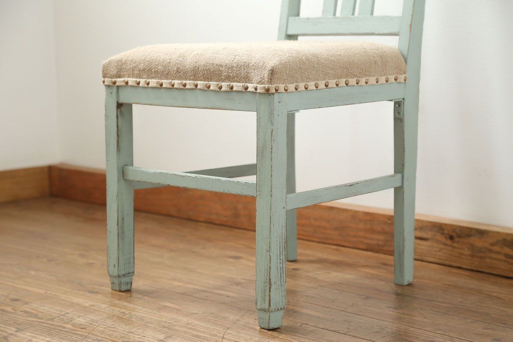 アンティーク家具　アンティークリネン座面のかわいいペイントチェア(イス、椅子)