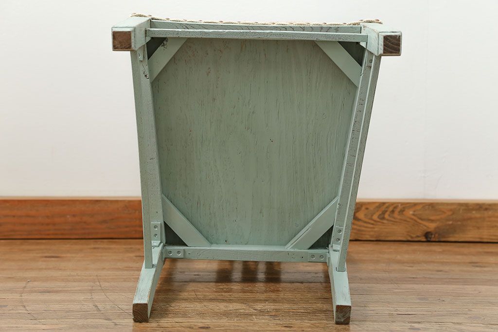 アンティーク家具　アンティークリネン座面のかわいいペイントチェア(イス、椅子)