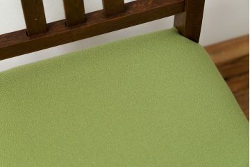 レトロ家具　アンティーク 古い木のレトロな椅子(イス、チェア)