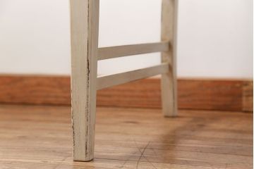 アンティーク家具　アンティークリネン座面のかわいいペイントアームチェア(椅子)
