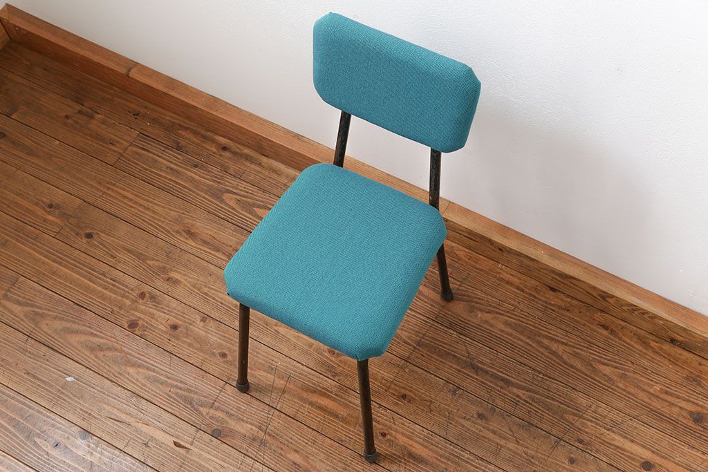 レトロ家具　昭和レトロ ファブリック座面の鉄脚チェア1脚(イス、椅子)