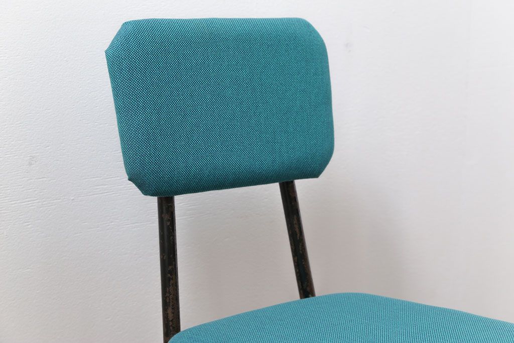 レトロ家具　昭和レトロ ファブリック座面の鉄脚チェア1脚(イス、椅子)