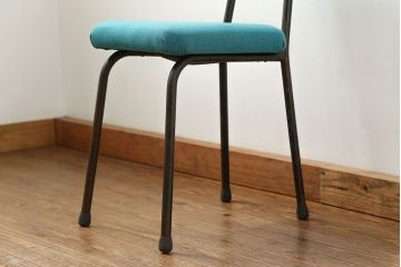 レトロ家具　昭和レトロ ファブリック座面の鉄脚チェア1脚(イス、椅子)