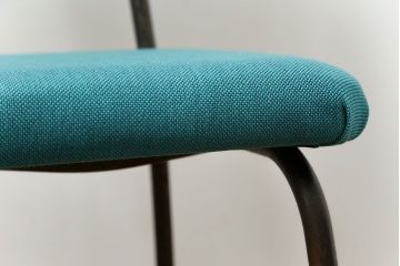 レトロ家具　昭和レトロ ファブリック座面の鉄脚チェア1脚(イス、椅子)