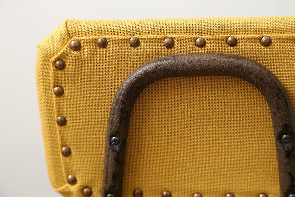 レトロ家具　昭和レトロ ファブリック座面の鉄脚チェア2脚セット(1)(イス、椅子)