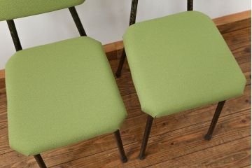 レトロ家具　昭和レトロ ファブリック座面の鉄脚チェア2脚セット(2)(イス、椅子)