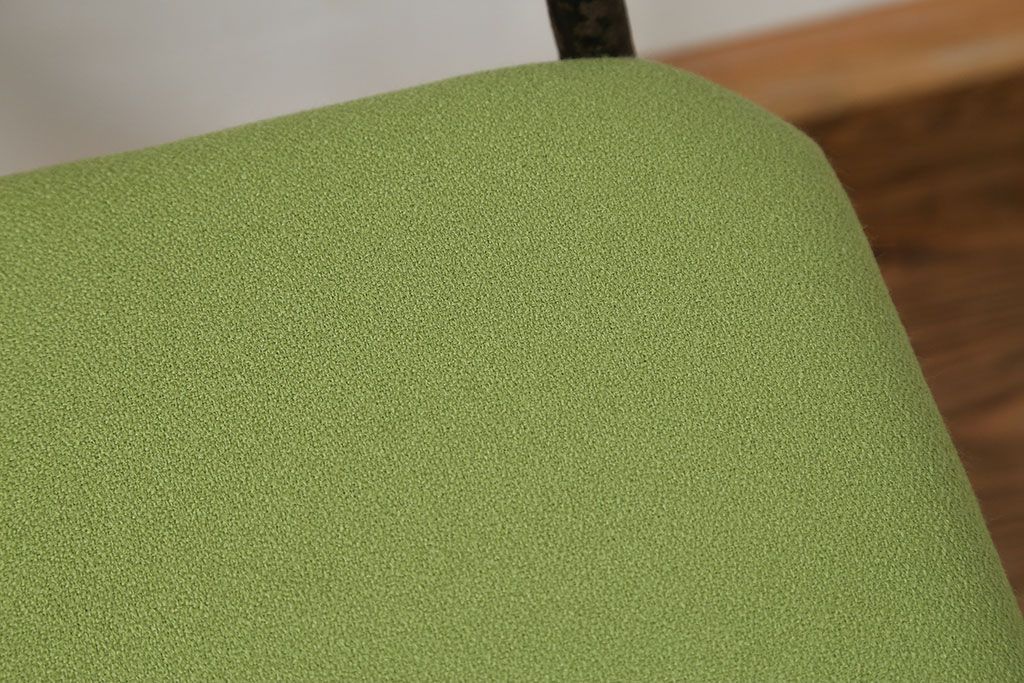 レトロ家具　昭和レトロ ファブリック座面の鉄脚チェア2脚セット(2)(イス、椅子)