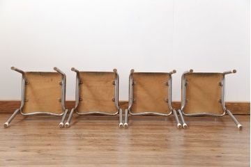 レトロ家具　昭和レトロ 古い幼稚園の小さな椅子4脚セット(1)(イス、チェア)