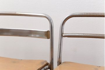 レトロ家具　昭和レトロ 古い幼稚園の小さな椅子2脚セット(イス、チェア)