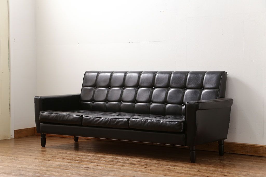 レトロ家具　1960〜70年代  レトロな3Pソファ