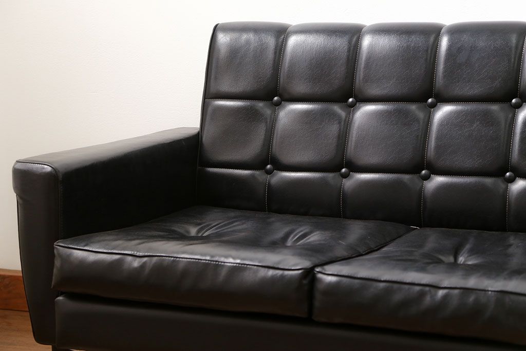 レトロ家具　1960〜70年代  レトロな3Pソファ