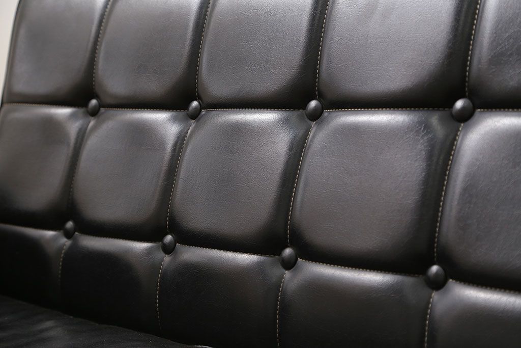 レトロ家具　1960〜70年代  レトロな3Pソファ