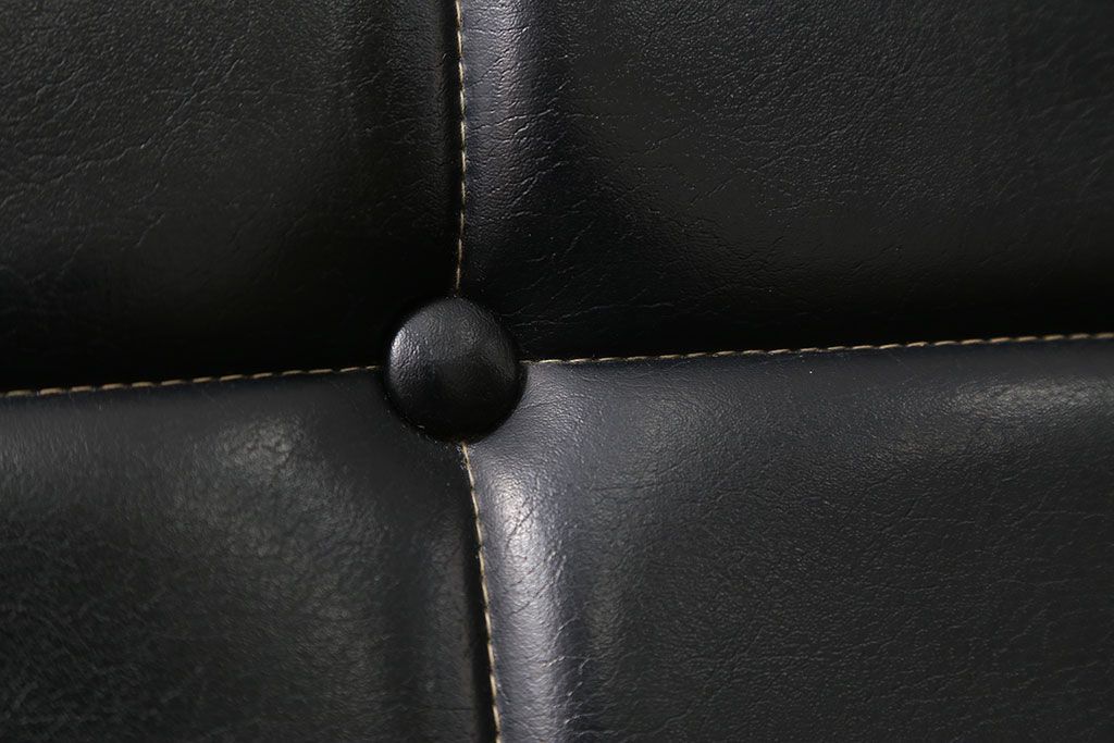 レトロ家具　1960〜70年代  レトロな3Pソファ