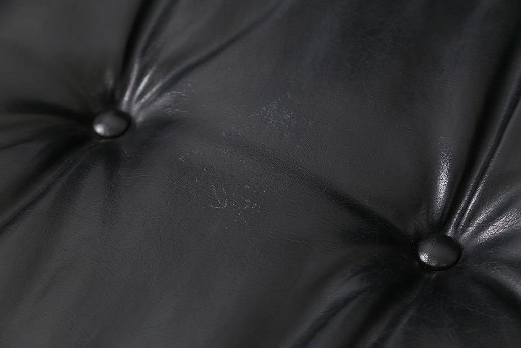 レトロ家具　1960〜70年代  レトロな3Pソファ